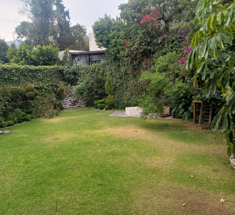 Casa En Venta En Jardines Del Pedregal