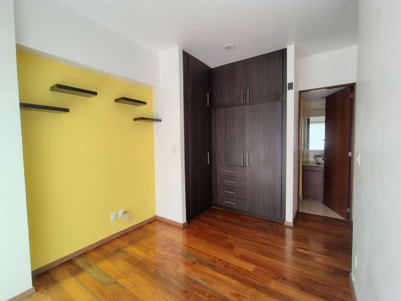 venta departamento ph en grand tower del valle, piso 19