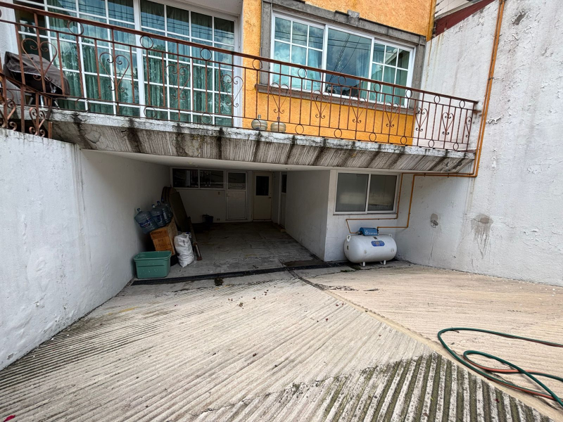 Casa En Venta En Lomas De Tecamachalco