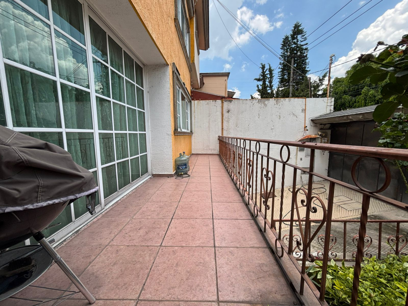 Casa En Venta En Lomas De Tecamachalco