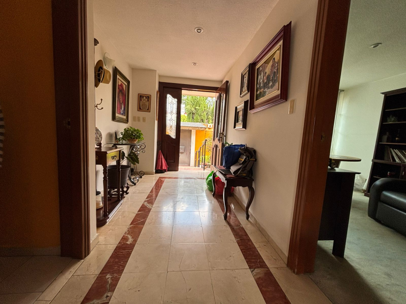 Casa En Venta En Lomas De Tecamachalco