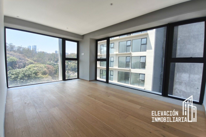 Venta de Departamento nuevo con terraza en Bosque Real Huixquilucan