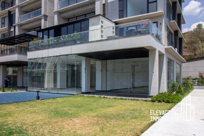 venta de departamento nuevo con terraza en bosque real huixquilucan