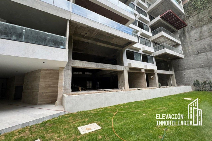 Venta departamento con terraza, Lomas de Tecamachalco, Naucalpan, Edo.  México