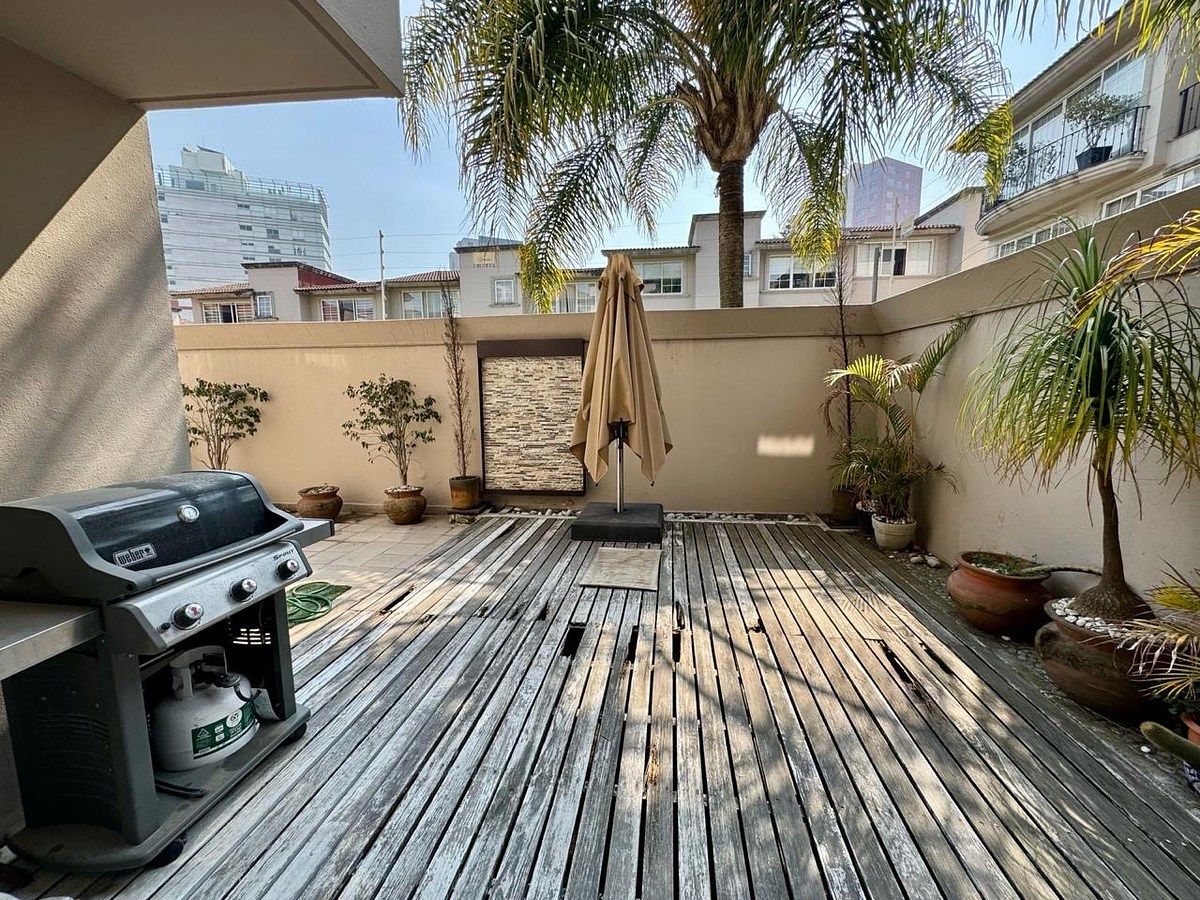Venta de Casa en Conjunto, Hacienda de Las Palmas, Huixquilucan