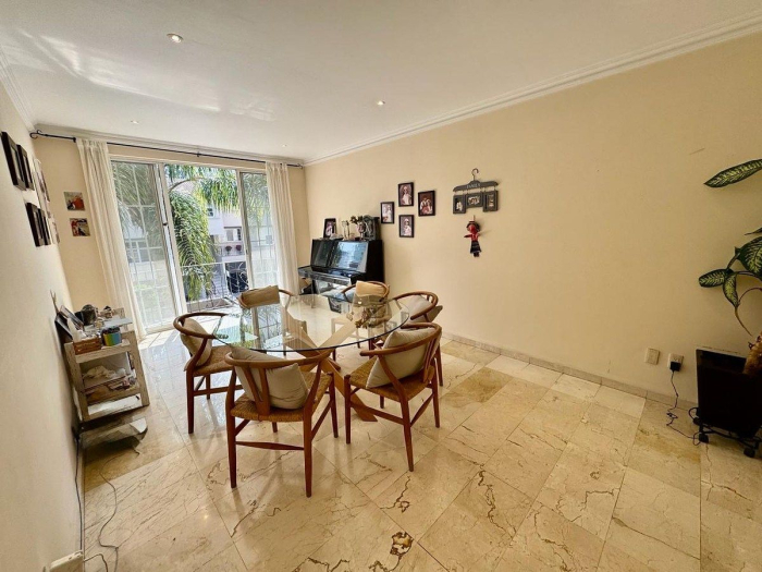 Venta de Casa en Conjunto, Hacienda de Las Palmas, Huixquilucan