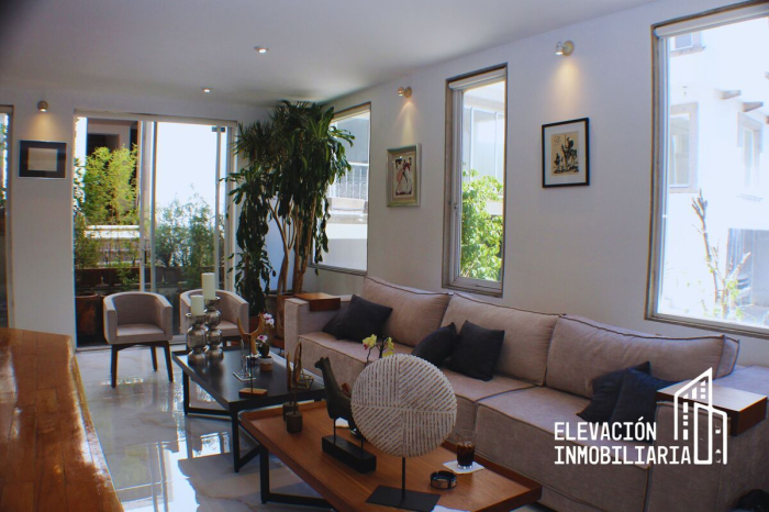 Casa En Renta, A Un Paso De Santa Fe Y Bosques De Las Lomas