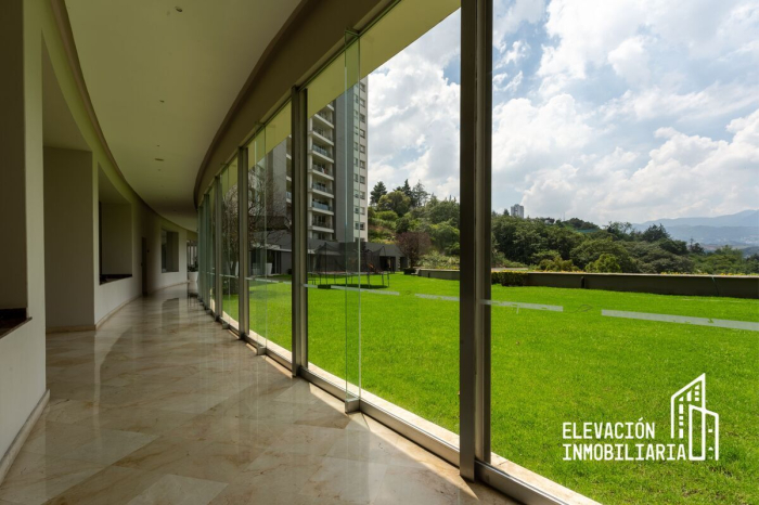 venta de departamento con terraza, bosque real, huixquilucan, estado de méxico.