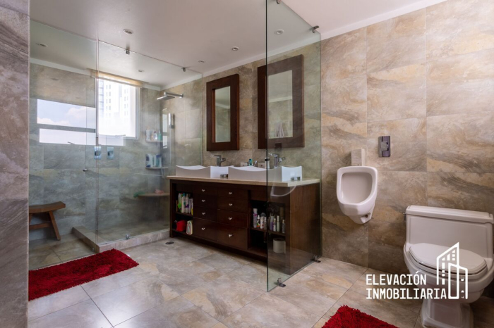 venta de departamento con terraza, bosque real, huixquilucan, estado de méxico.