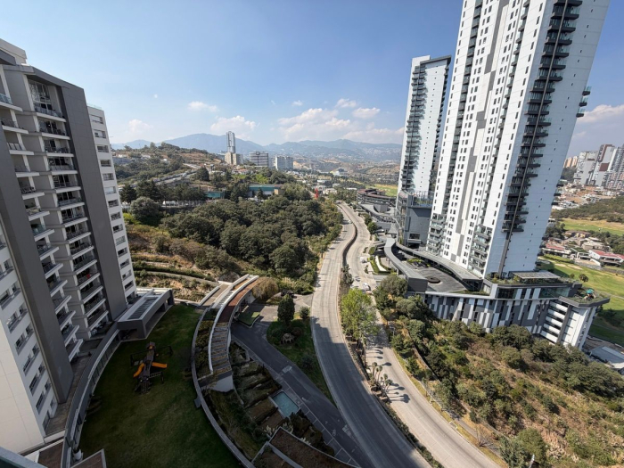 venta de departamento con terraza, bosque real, huixquilucan, estado de méxico.