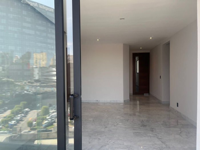 renta de departamento con balcón, interlomas, hacienda de las palmas, huix.