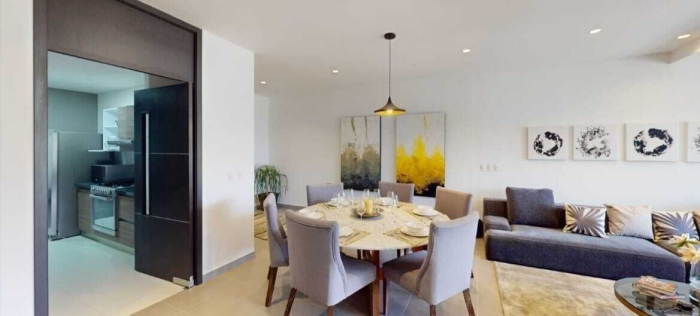 Renta de Departamento con Family Room y Terraza en Bosque Real.