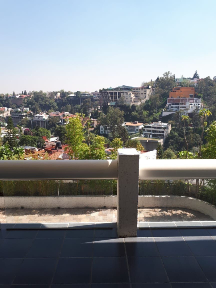 Venta de Terreno en Lomas de Tecamachalco, Naucalpan de Juarez, Estado de México
