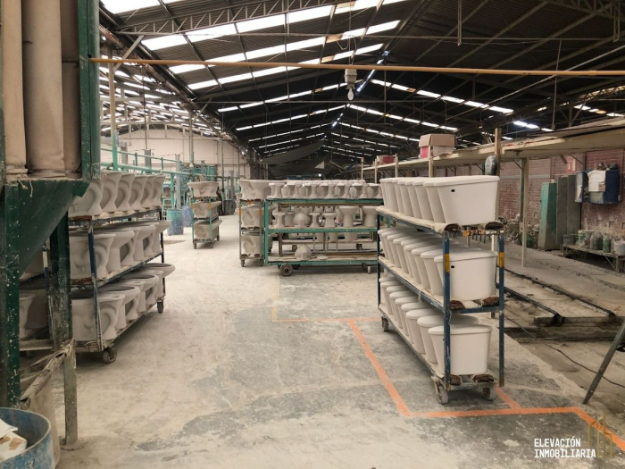 Venta de Bodega en Ecatepec de Morelos, Estado de México.