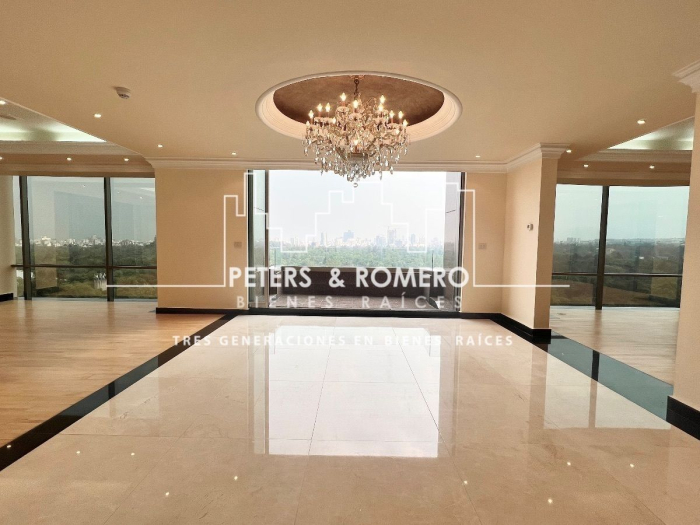 residencia clásica en venta en rubén dario