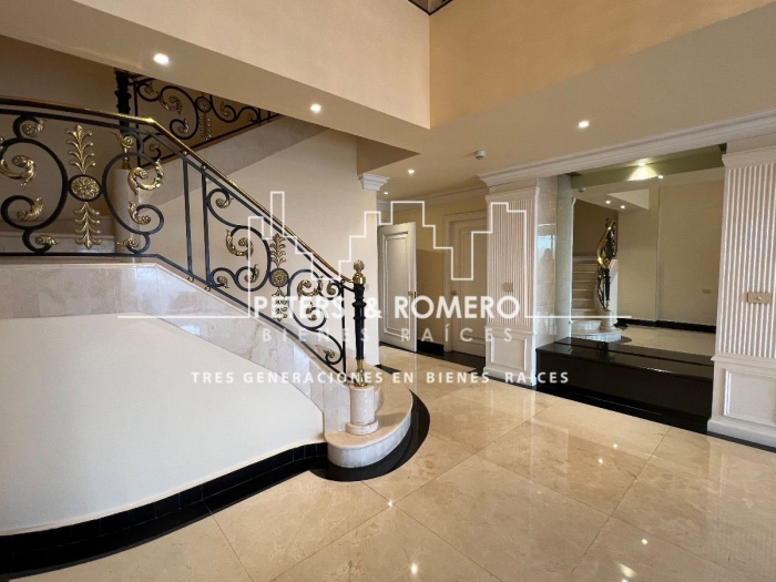 residencia clásica en venta en rubén dario