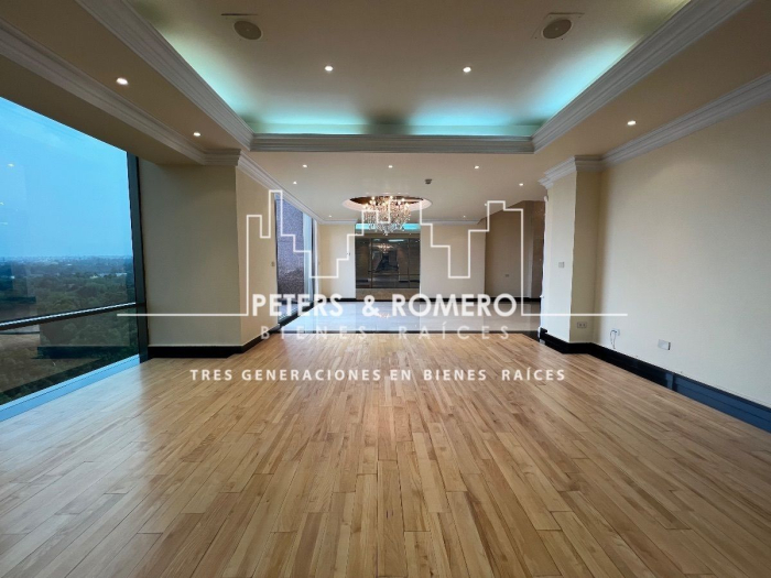 residencia clásica en venta en rubén dario