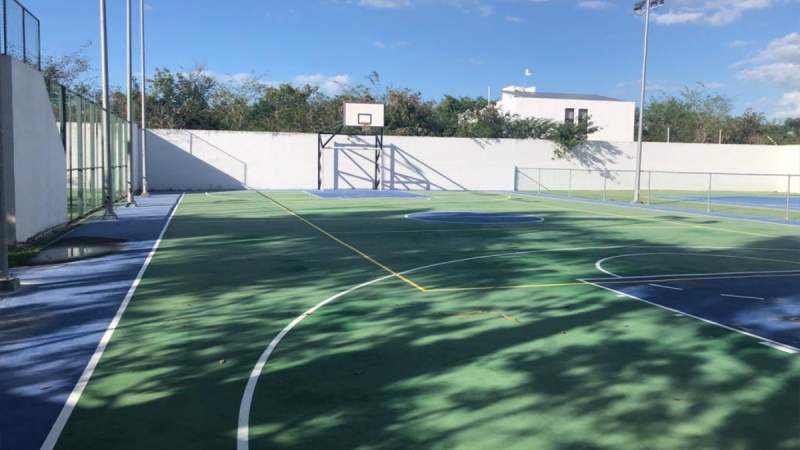 CASA AMUEBLADA EN CHACTUN EN RENTA CON AMPLIO TERRENO Y AMENIDADES