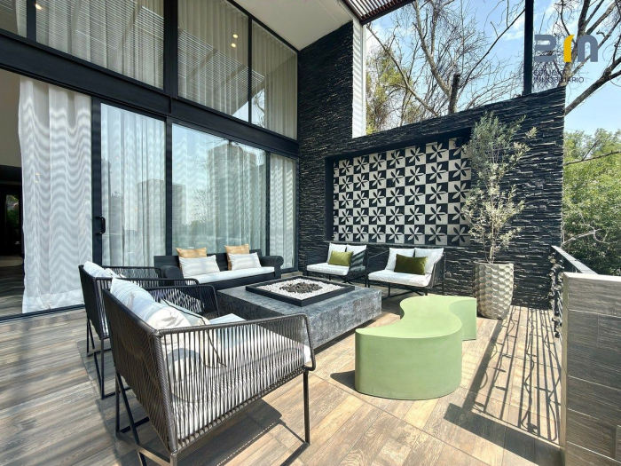 casa en venta  en lomas de las palmas