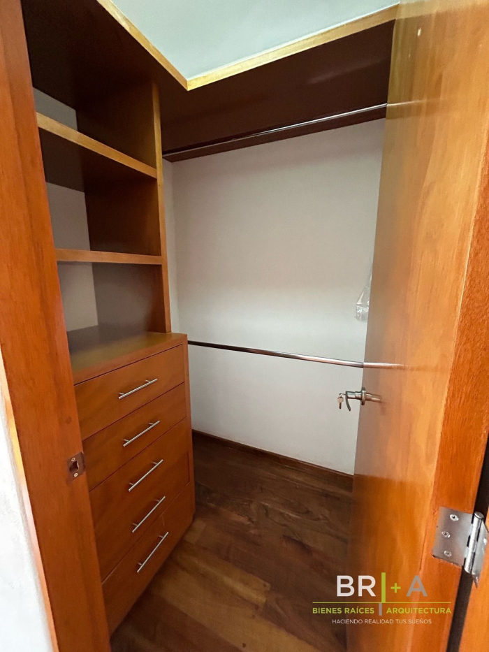 Venta De Departamento En Villa Florence