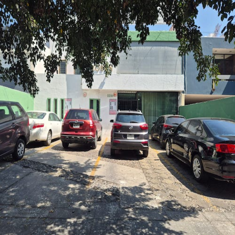 Local Comercial En Venta En Fraccionamiento Jardines Del Country