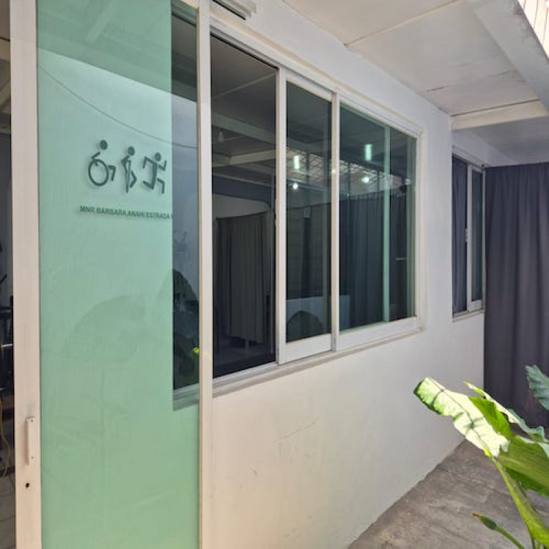 Local Comercial En Venta En Fraccionamiento Jardines Del Country
