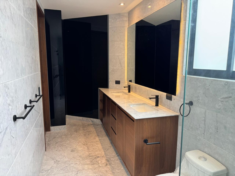 Departamento En Venta En Hacienda De Las Palmas