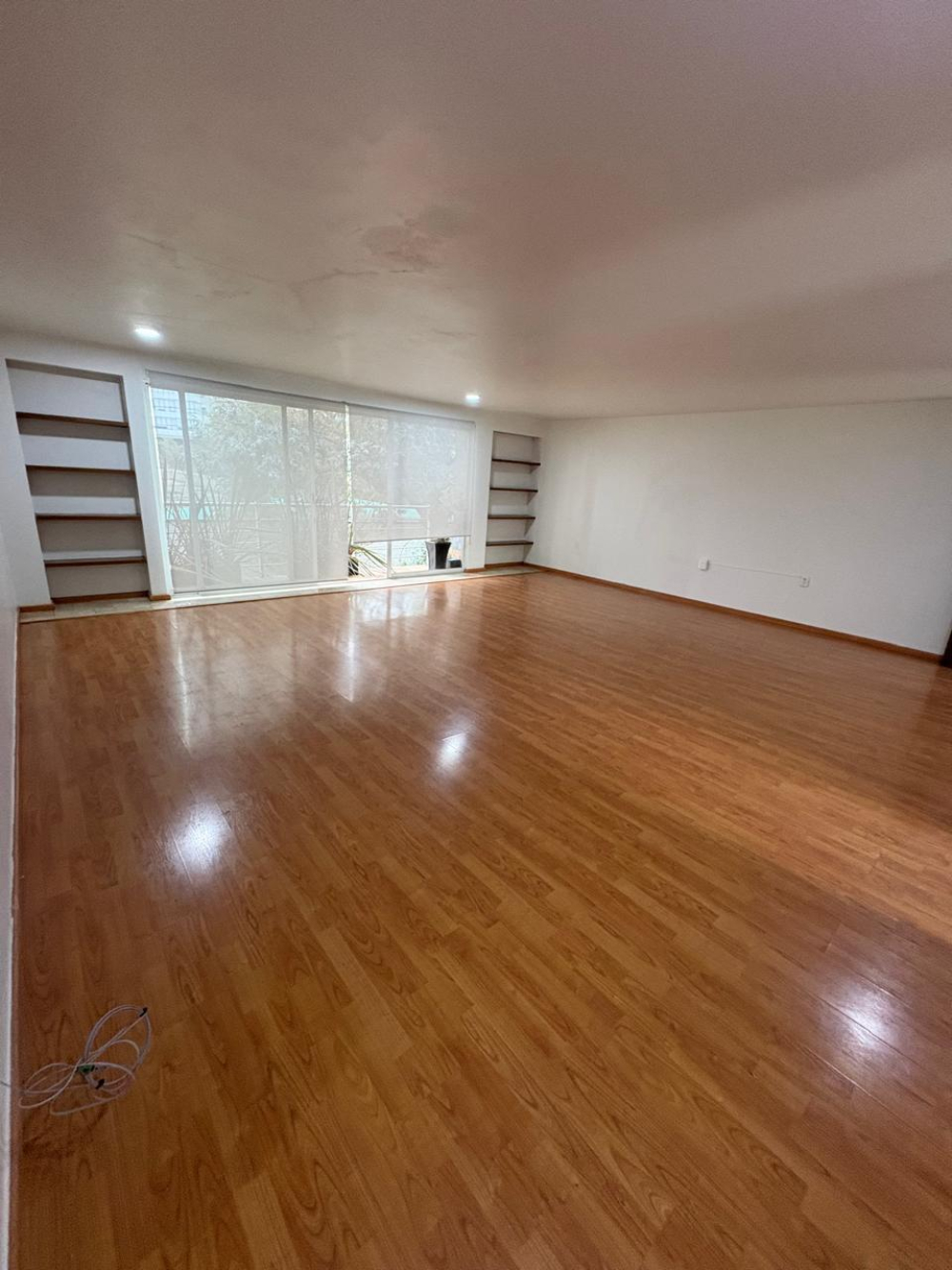 amplio departamento con excelente distribución y privacidad en contadero