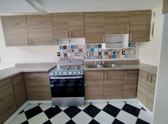 casa en venta con amenidades en colinas del sur