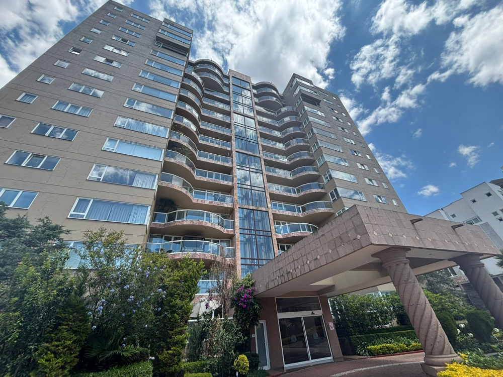 Departamento En Venta En Bosques De Las Palmas
