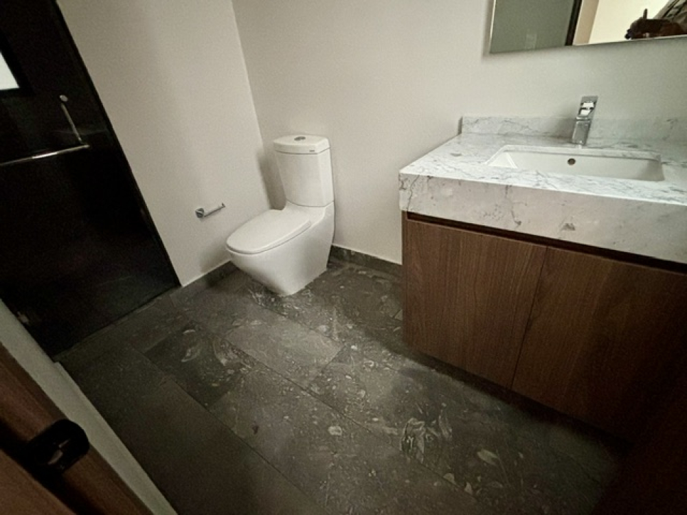 Departamento En Venta, En Bosques De Las Lomas