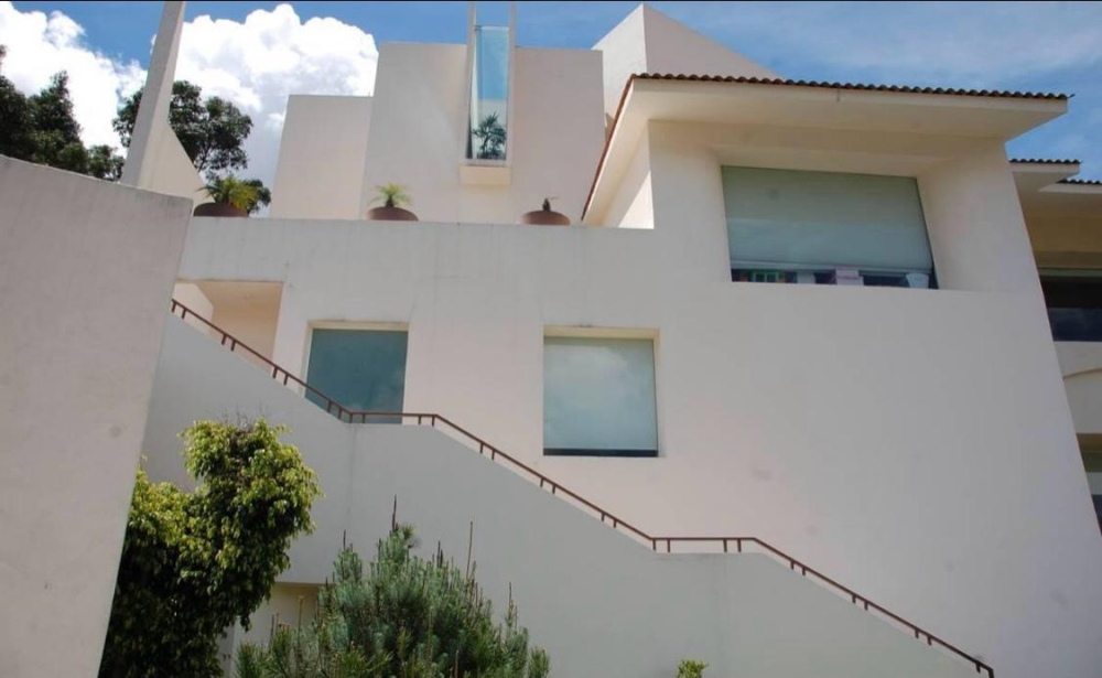 Casa Lomas Country Club.
