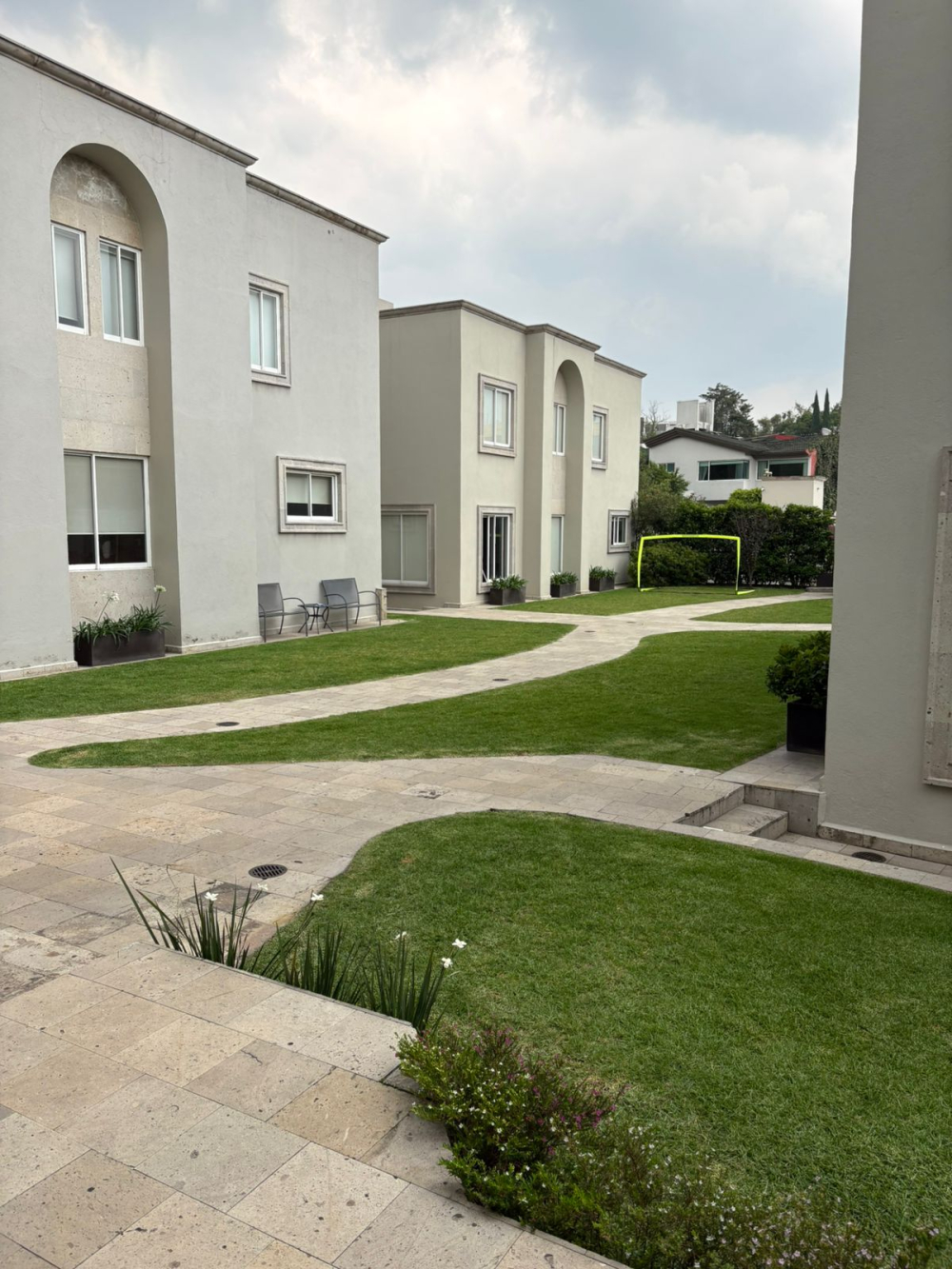 casa en condominio en renta en lomas de tecamachalco