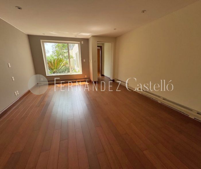 CASA EN VENTA RECIEN REMODELADA EN LOMAS DE CHAPULTEPEC, SIERRA PARACAIMA