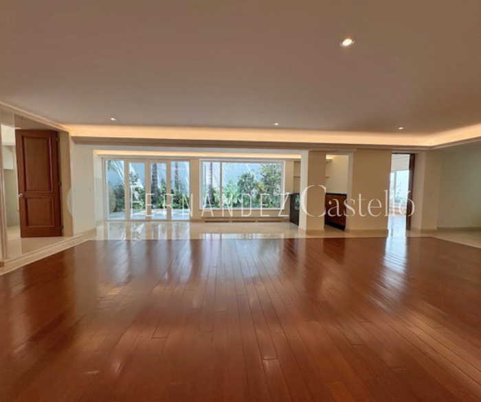 CASA EN VENTA RECIEN REMODELADA EN LOMAS DE CHAPULTEPEC, SIERRA PARACAIMA