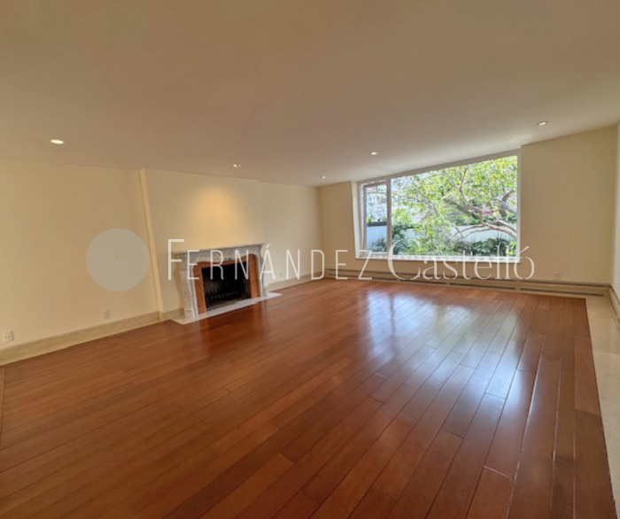 CASA EN VENTA RECIEN REMODELADA EN LOMAS DE CHAPULTEPEC, SIERRA PARACAIMA
