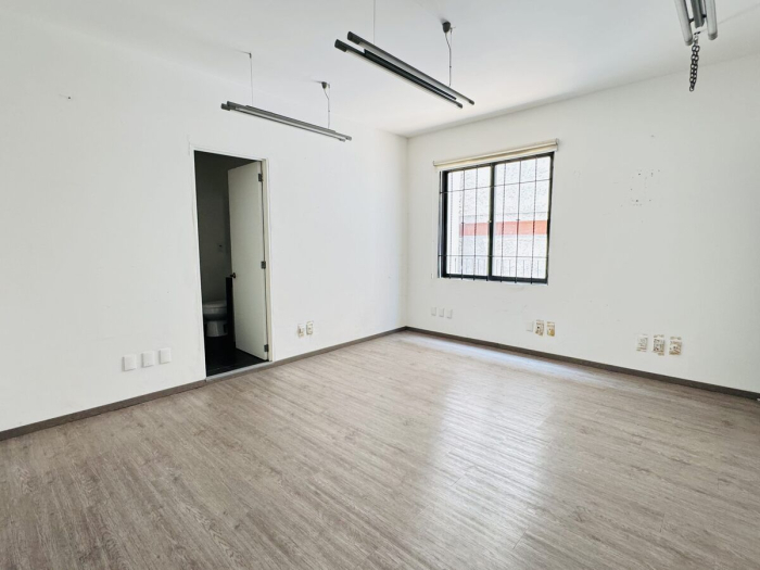 renta casa con uso de suelo en polanco