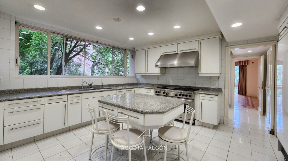 Departamento En Venta En Lomas De Vista Hermosa