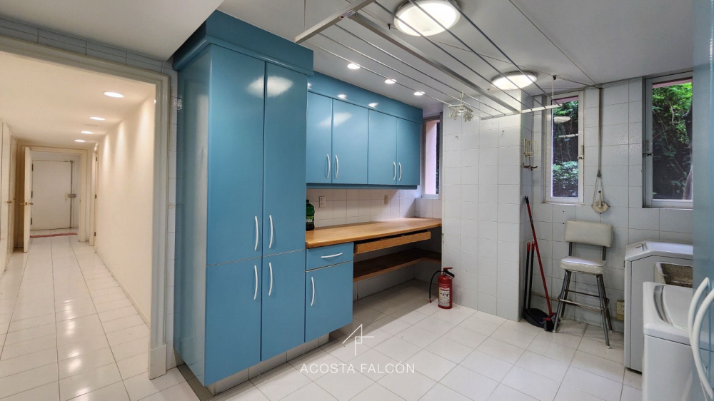 Departamento En Venta En Lomas De Vista Hermosa