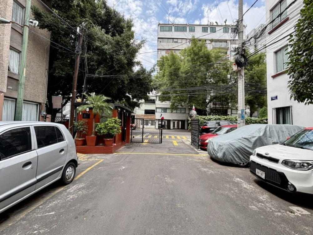Departamento En Venta, Del Valle Norte