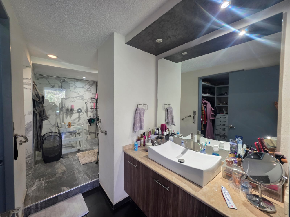 Departamento En Venta En Lomas De Las Palmas
