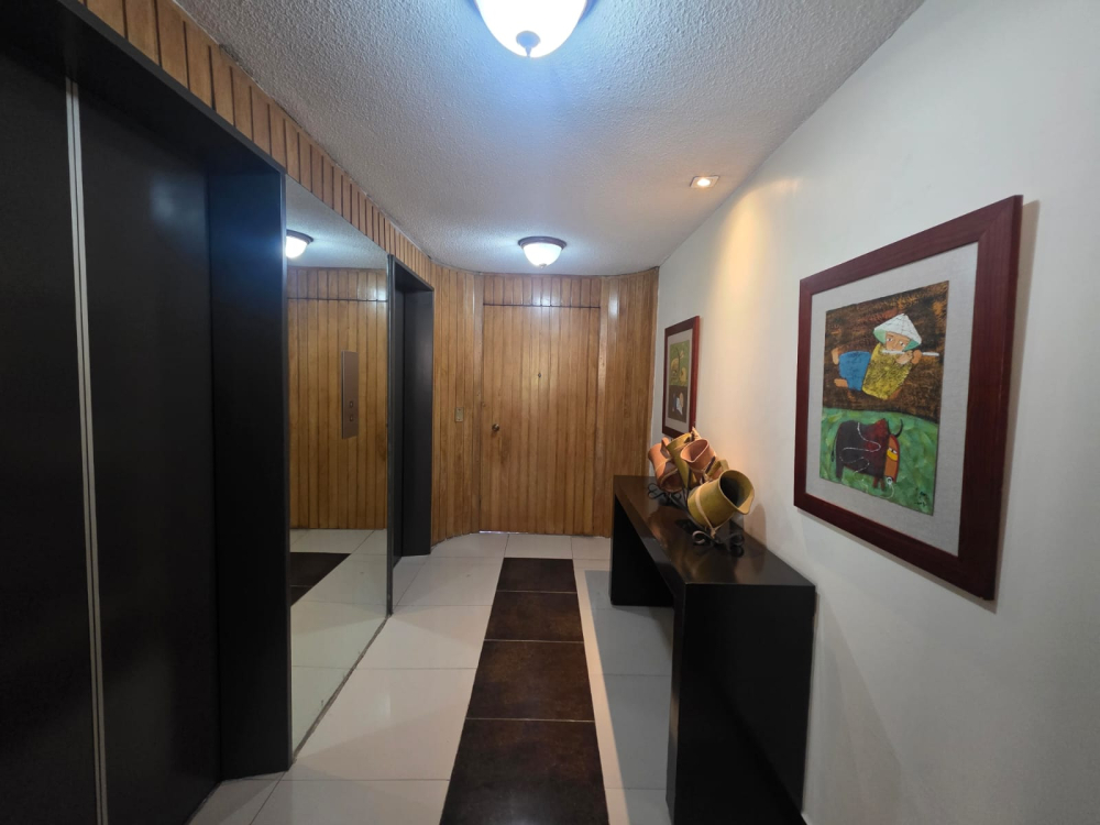 Departamento En Venta En Lomas De Las Palmas