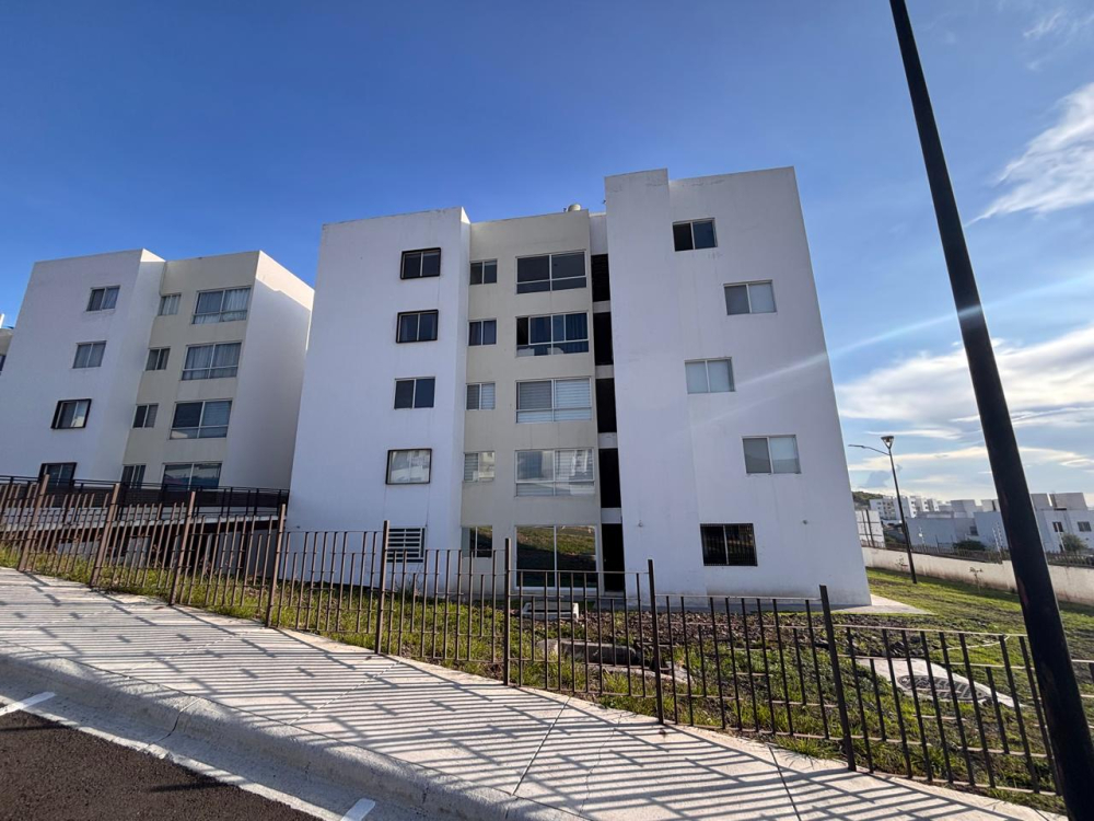 EN RENTA DEPARTAMENTO CERCA ANTEA PRIVALIA