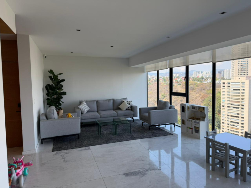Departamento En Venta En Lomas Del Chamizal