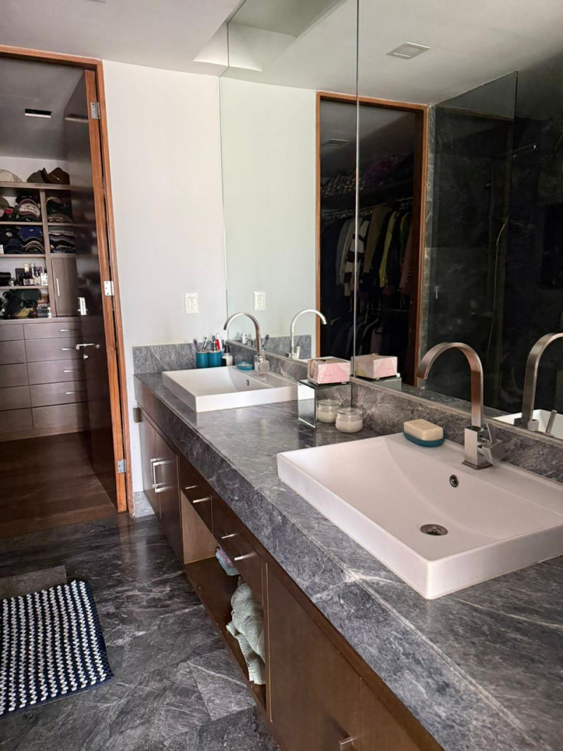 Departamento En Venta En Lomas Del Chamizal