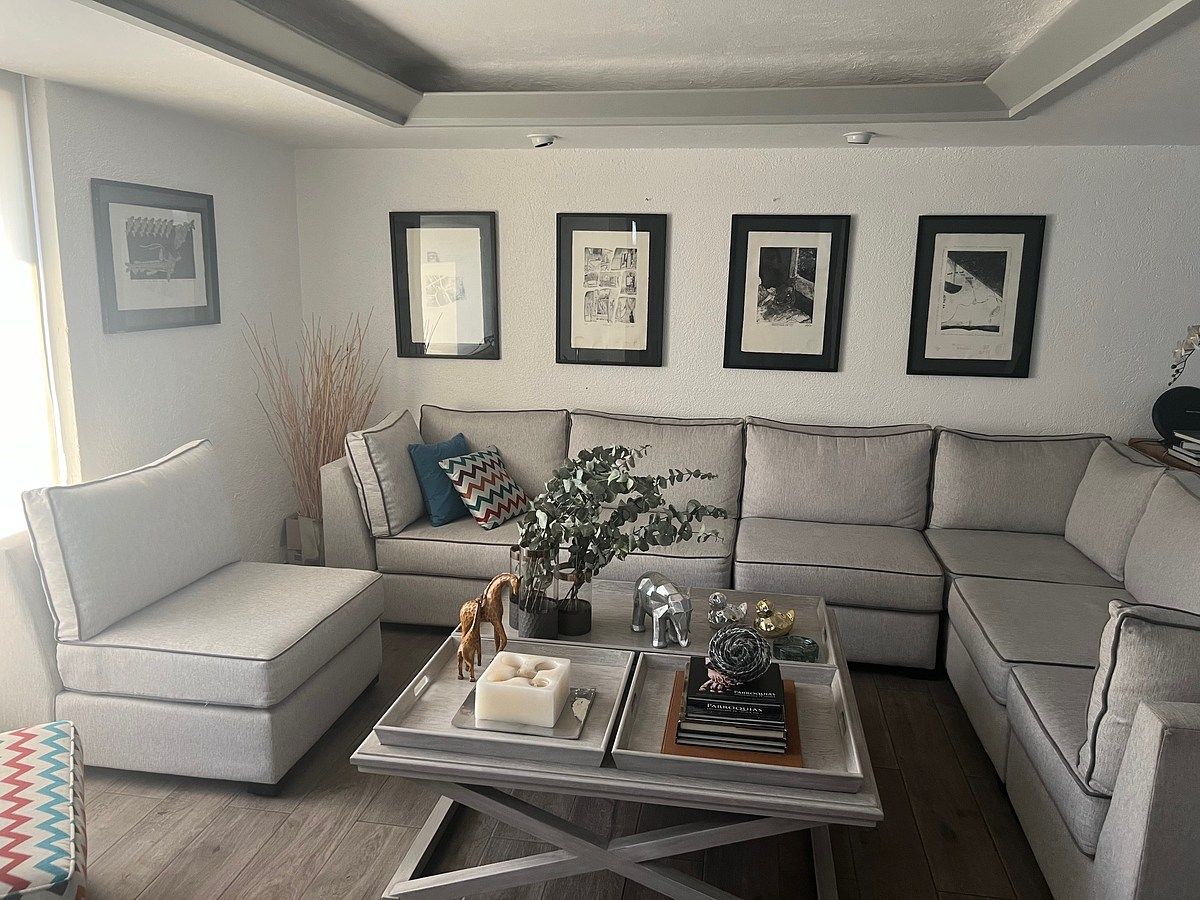 CASA EN VENTA REMODELADA EN JOYAS DEL PEDREGAL, EN COYOACAN, SEGURIDAD 24-7
