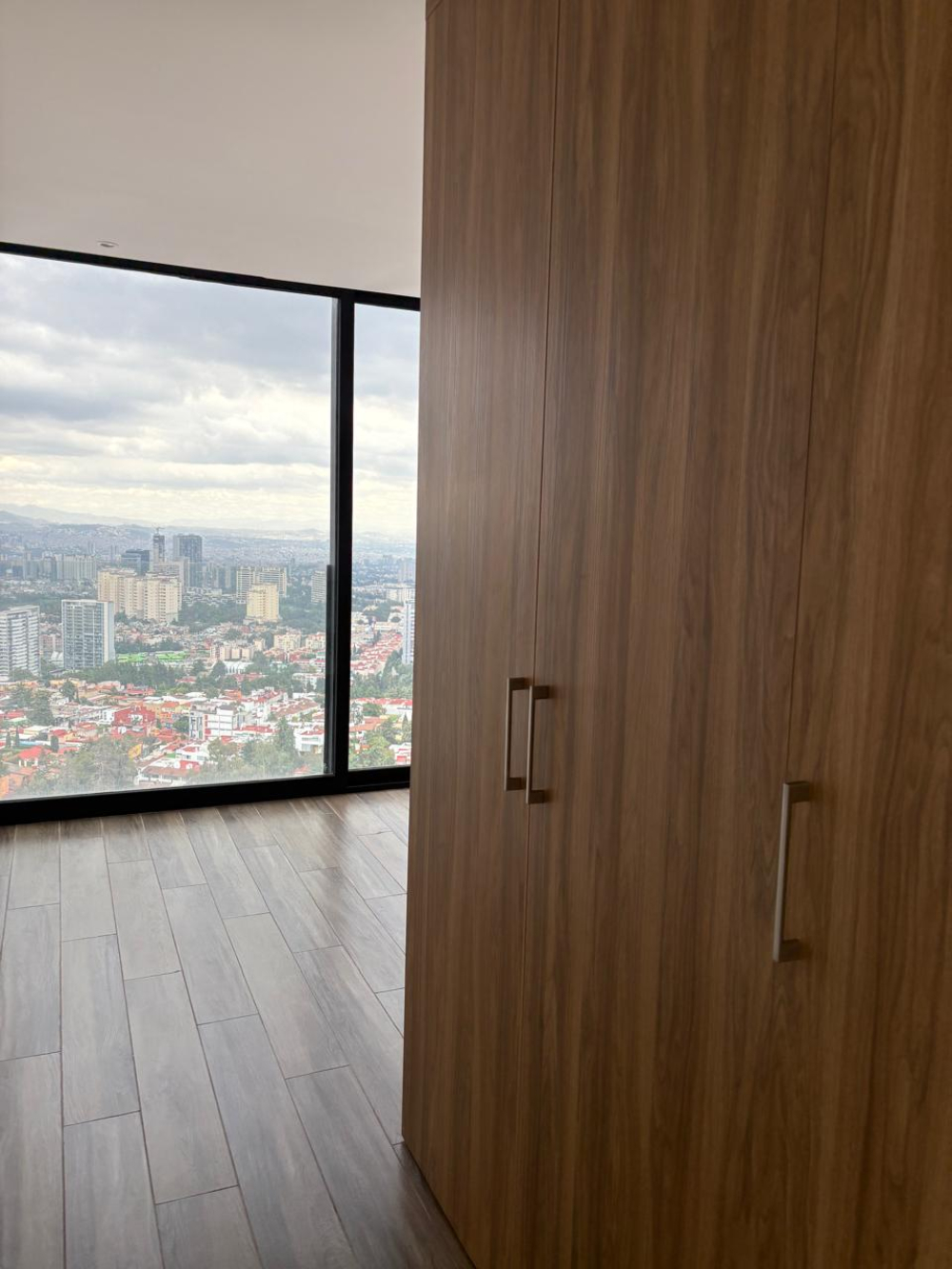 RENTA DEPARTAMENTO EN SANTA FE PARA ESTRENAR, EXCELENTE UBICACION Y SUPER ILUMINADO