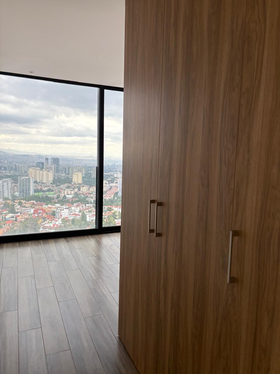RENTA DEPARTAMENTO EN SANTA FE PARA ESTRENAR, EXCELENTE UBICACION Y SUPER ILUMINADO