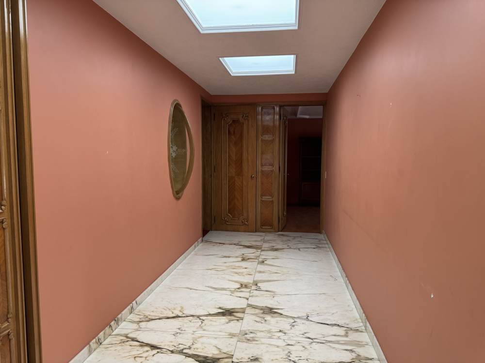 CASA EN ESQUINA EN VENTA - EN UNA PLANTA - LOMAS VIRREYES - UBICACI�?N PRIVILEGIADA