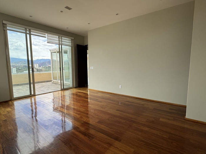ph en venta en real de la cumbre bosque real